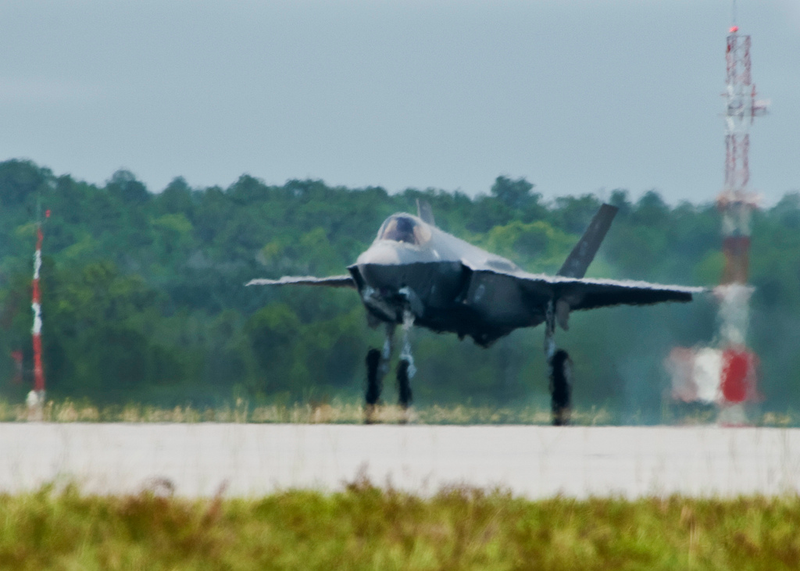 Illustration for article titled Airplane Porn: The First F-35 Arrives at Its First Home